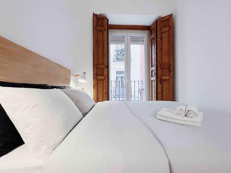 Apartamento Privado De Diseno En Pleno Centro - Atocha Apartment Madrid Bagian luar foto